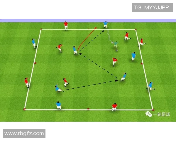 足球明星罚球技巧解析及其独特风格展示